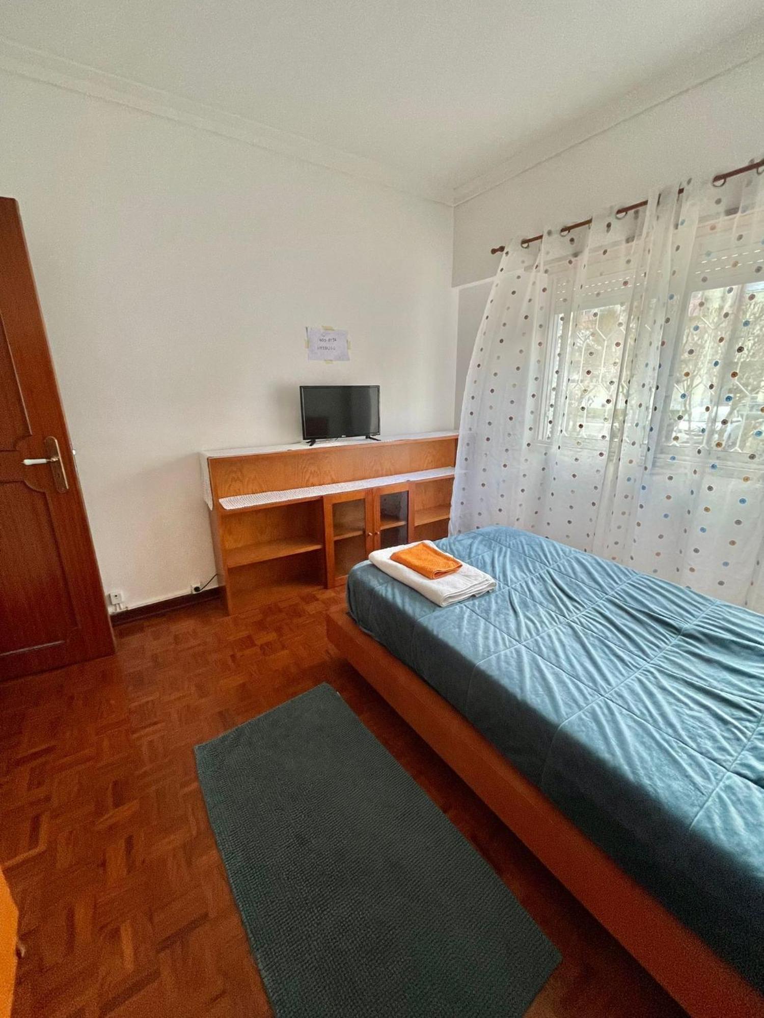 Quarto De Casal Acolhedor Laranjeiro  Ngoại thất bức ảnh